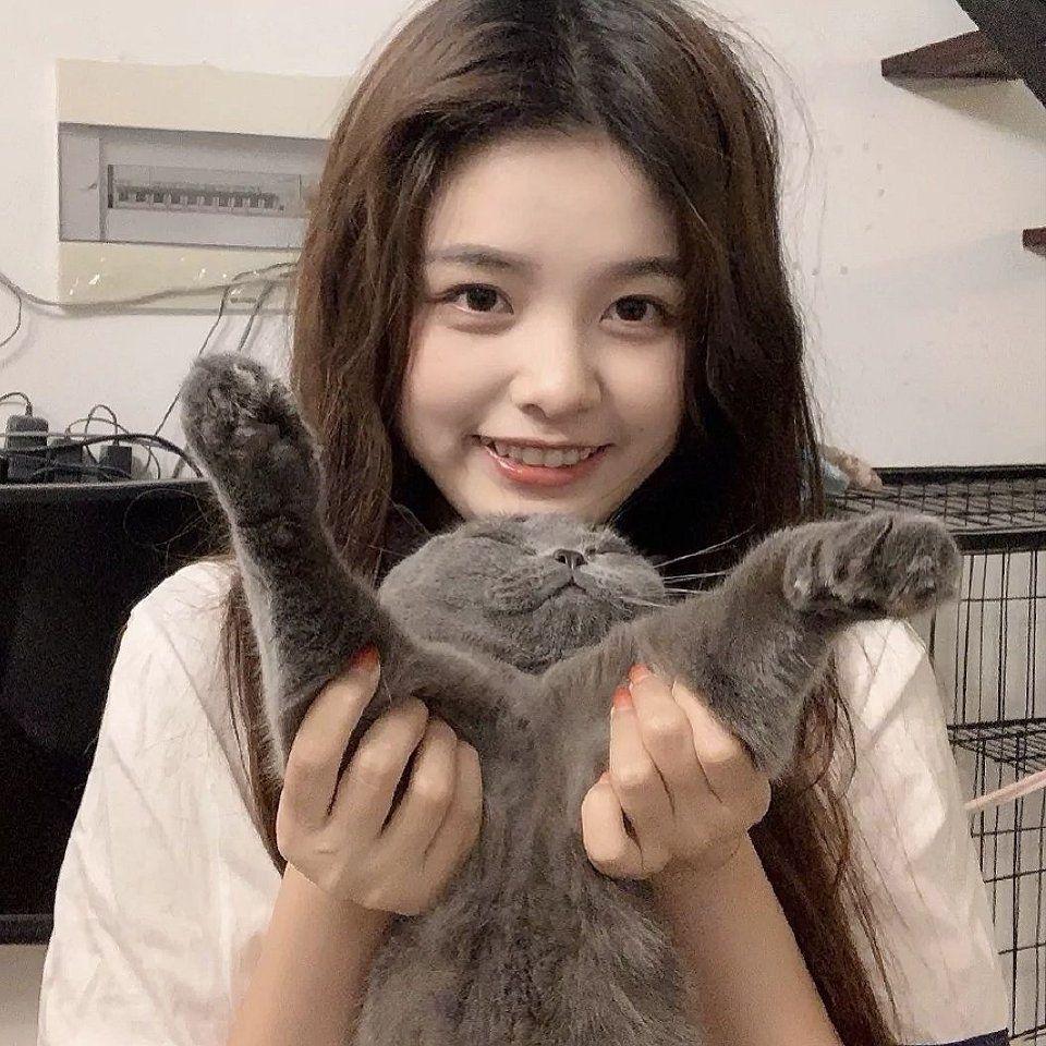 有没有很阳光向上正能量的女生头像