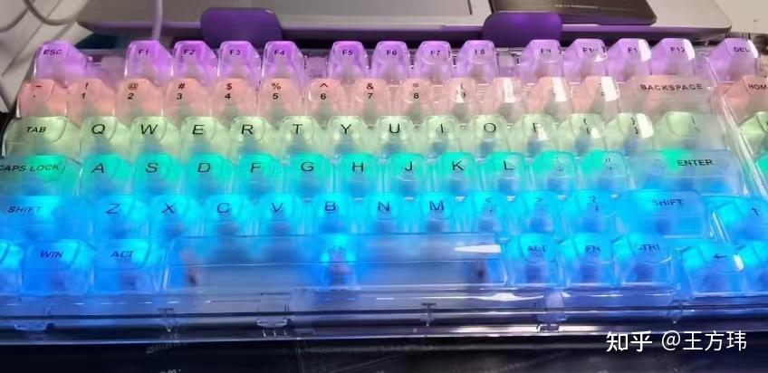 机械键盘的RGB灯光是什么？市面上带有RGB灯光的机械键盘推荐 - 知乎