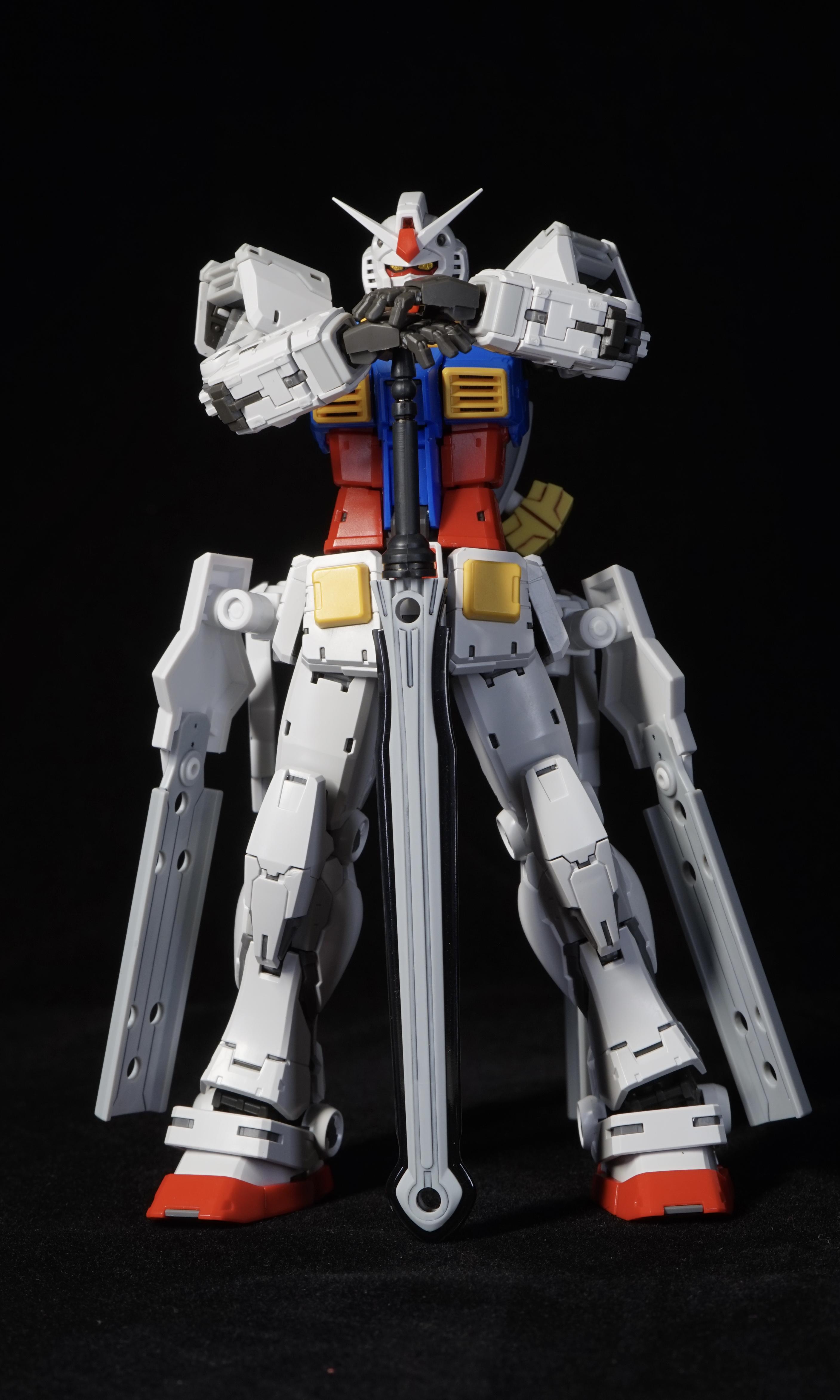 怎样评价万代 8 月 10 日发售的 RG RX-78-2 元祖高达 Ver.2.0? - 知乎