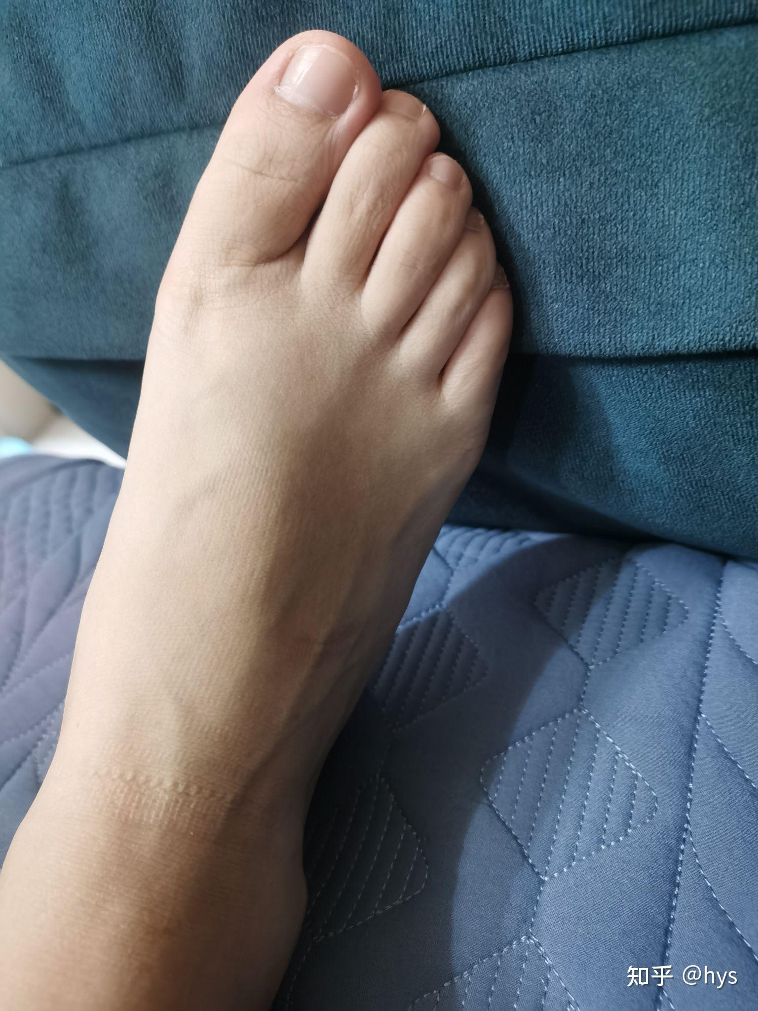 女生的脚趾好看吗? 
