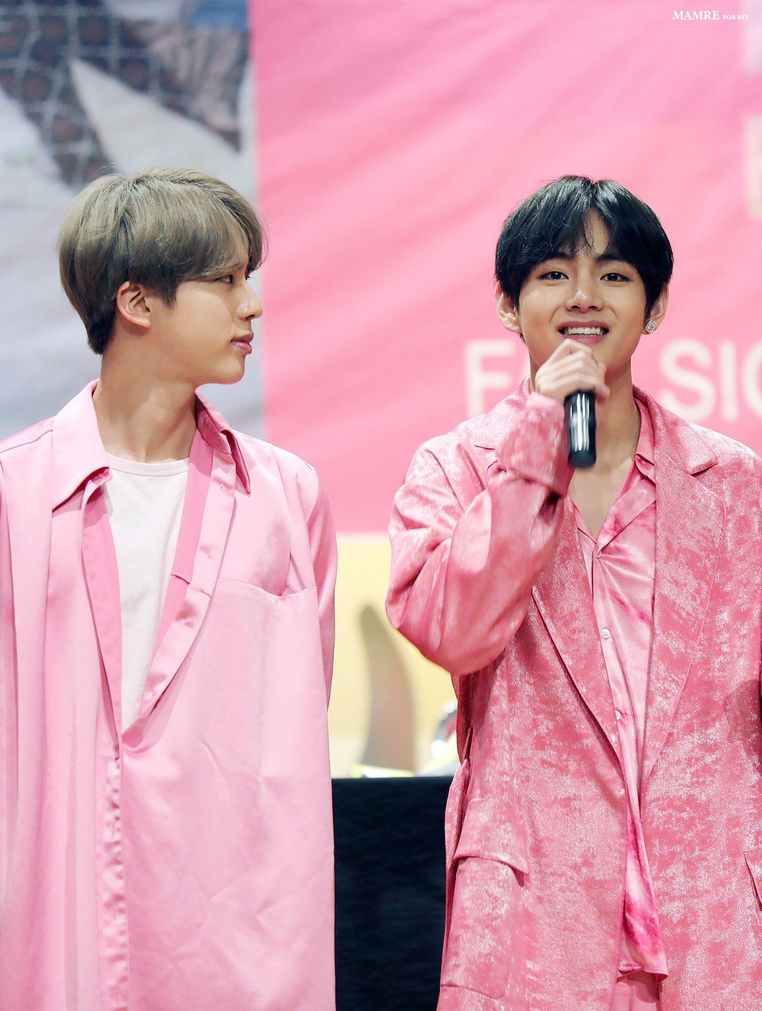 如何看待姜丹尼尔和twice朴志效twice的恋情