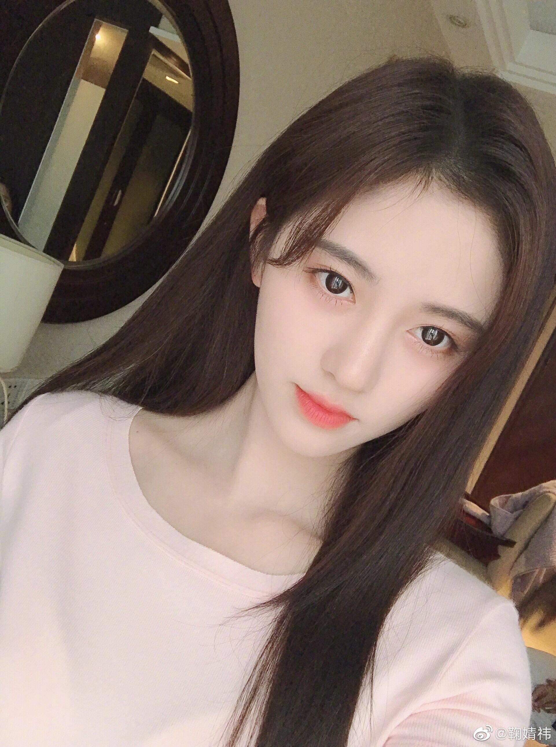 怎样评价鞠婧祎的审美和自拍水平? - 知乎