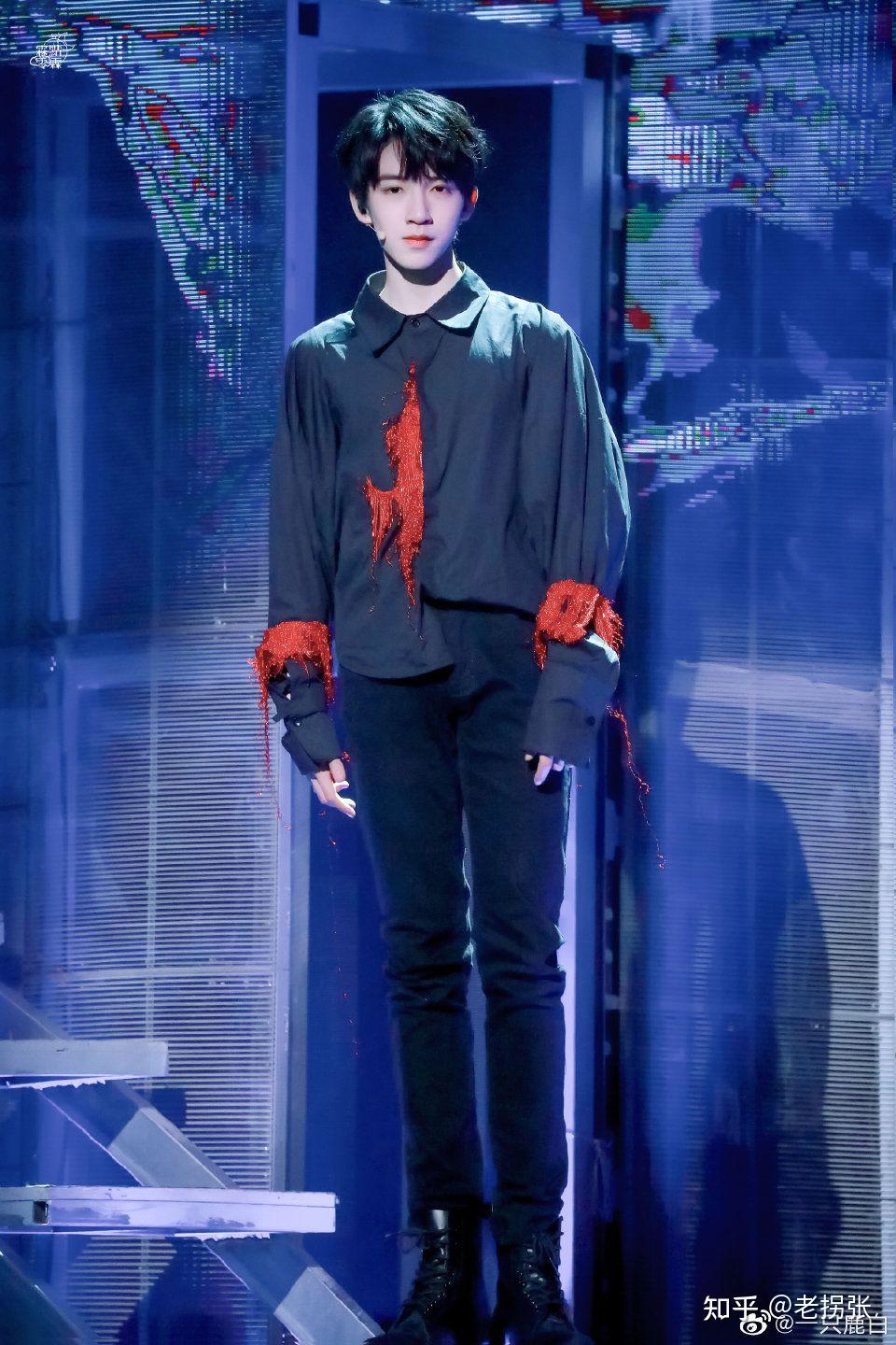 贺峻霖身高大概多高呀? - 知乎