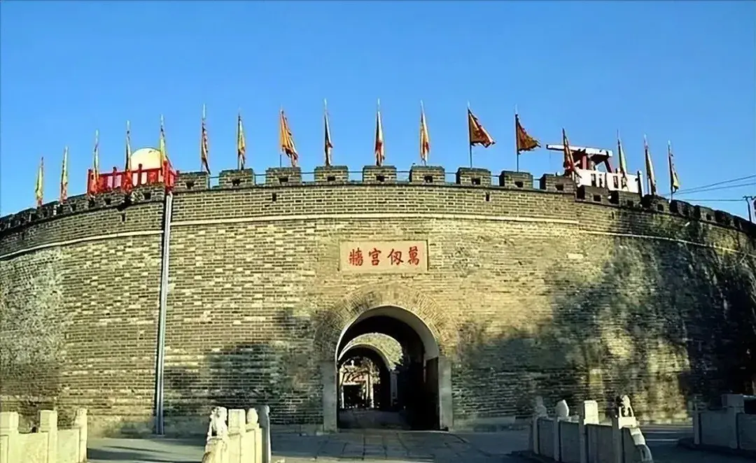 出生即巅峰!末代衍圣公孔德成,虽有泼天富贵,但难逃被操控! - 知乎