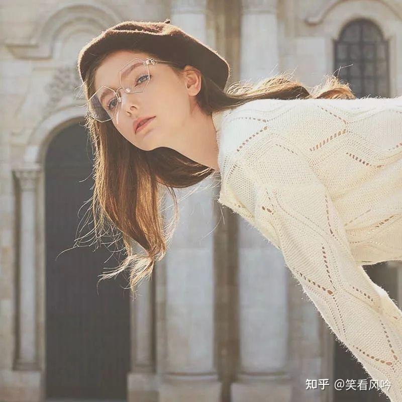 有没有莎凡娜的壁纸跪求