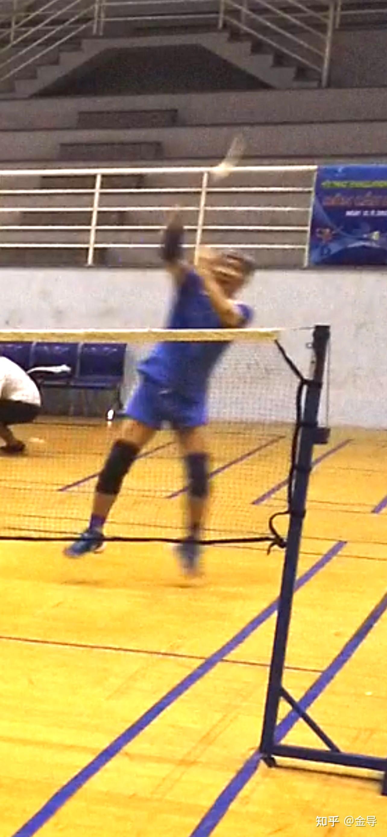 羽毛球如何打好劈吊