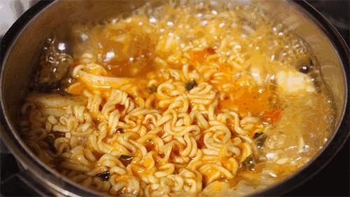 减肥期间可以吃「泡面」吗？ - 知乎
