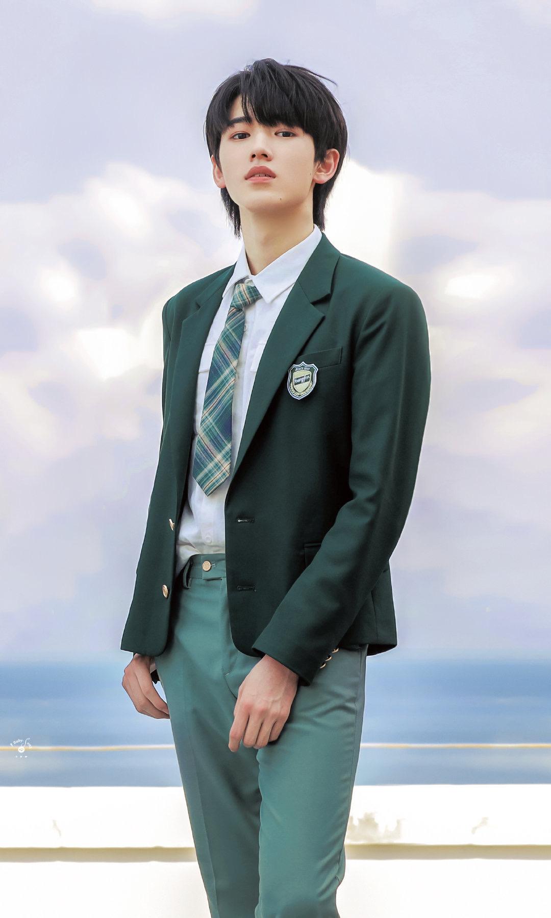 集美们,有没有宋亚轩很惊艳的图片啊? - 知乎