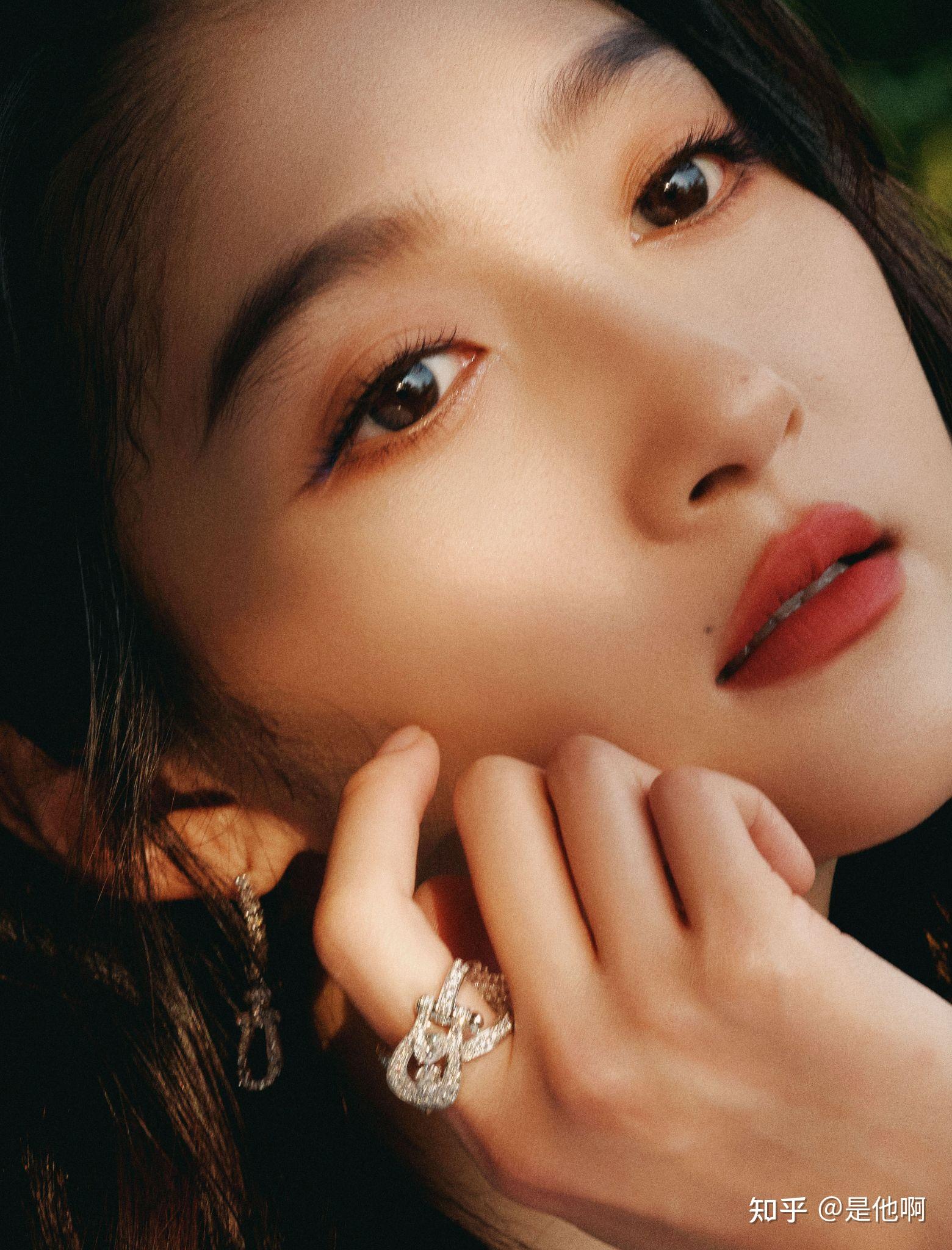 关晓彤为什么能被大众认可?