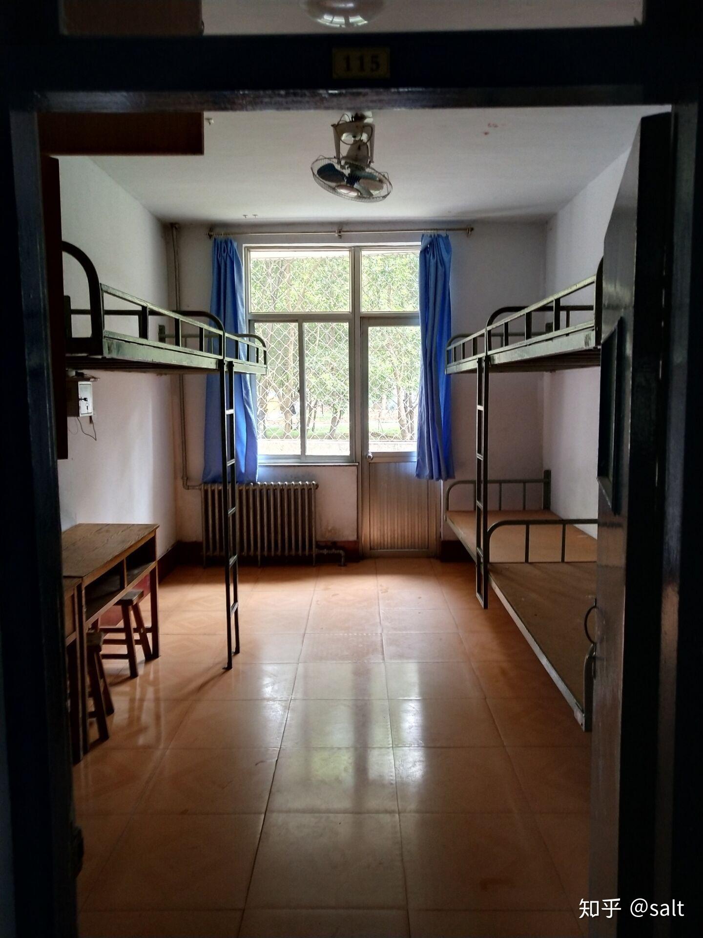 烟台南山学院的宿舍图片