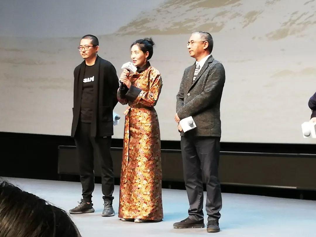 如何评价导演万玛才旦的作品