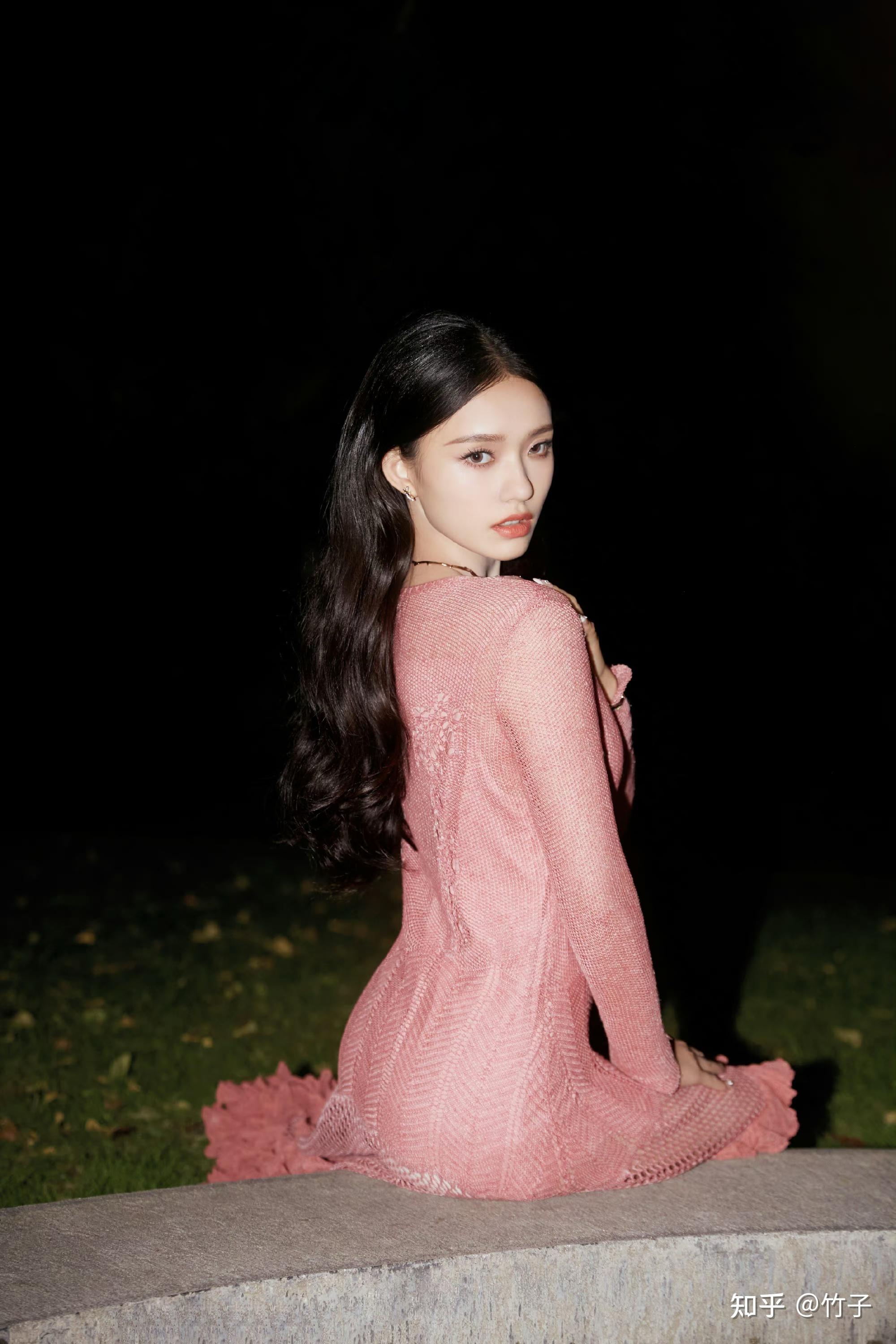 林允有哪些唯美的流苏裙造型? - 知乎