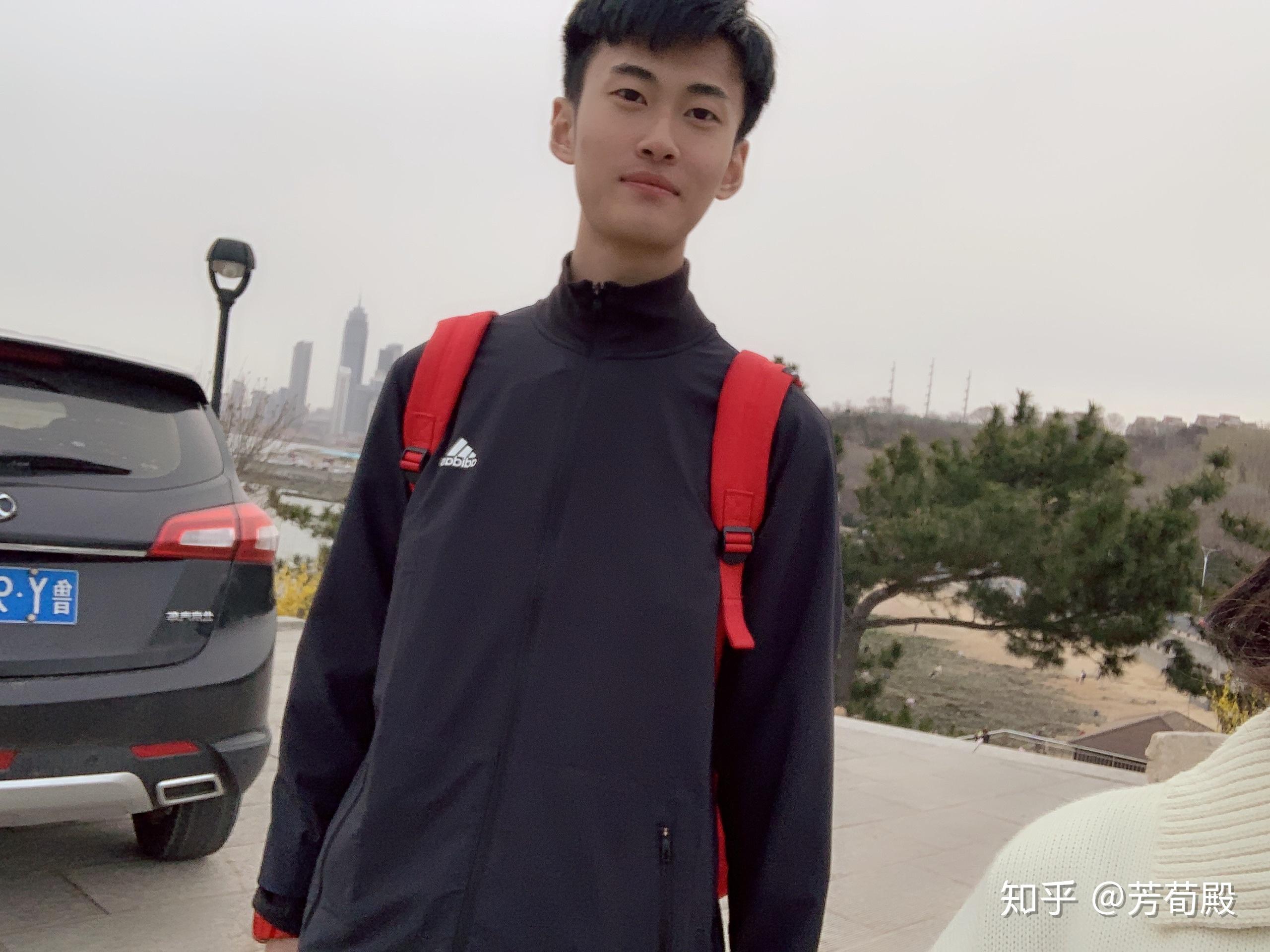 男朋友是个大瘦子真的超级超级瘦有没有合适的男装推荐