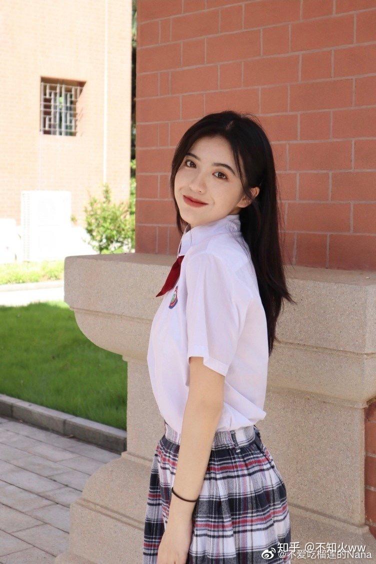 中山纪念中学有帅哥美女吗嘻嘻