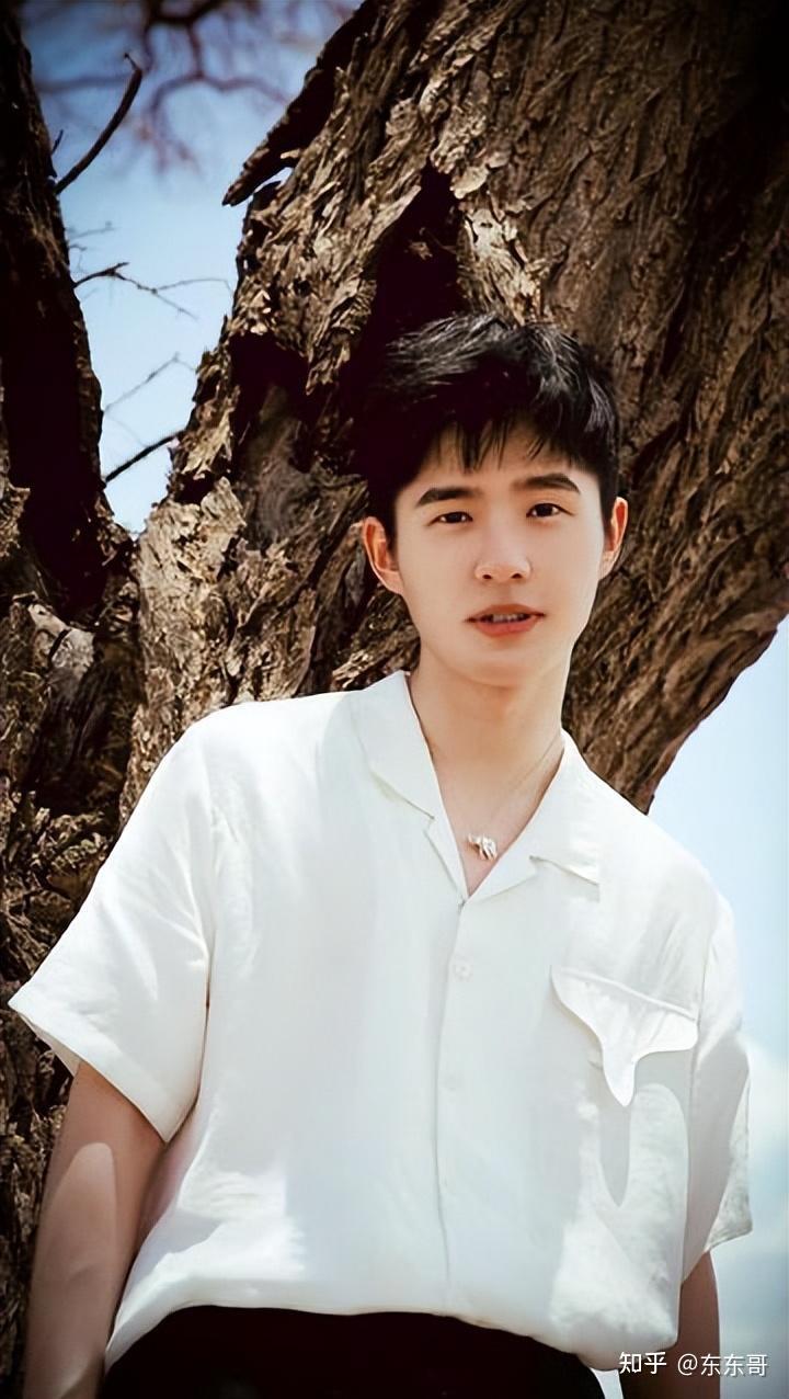 刘昊然周冬雨恋情是真的吗! - 知乎