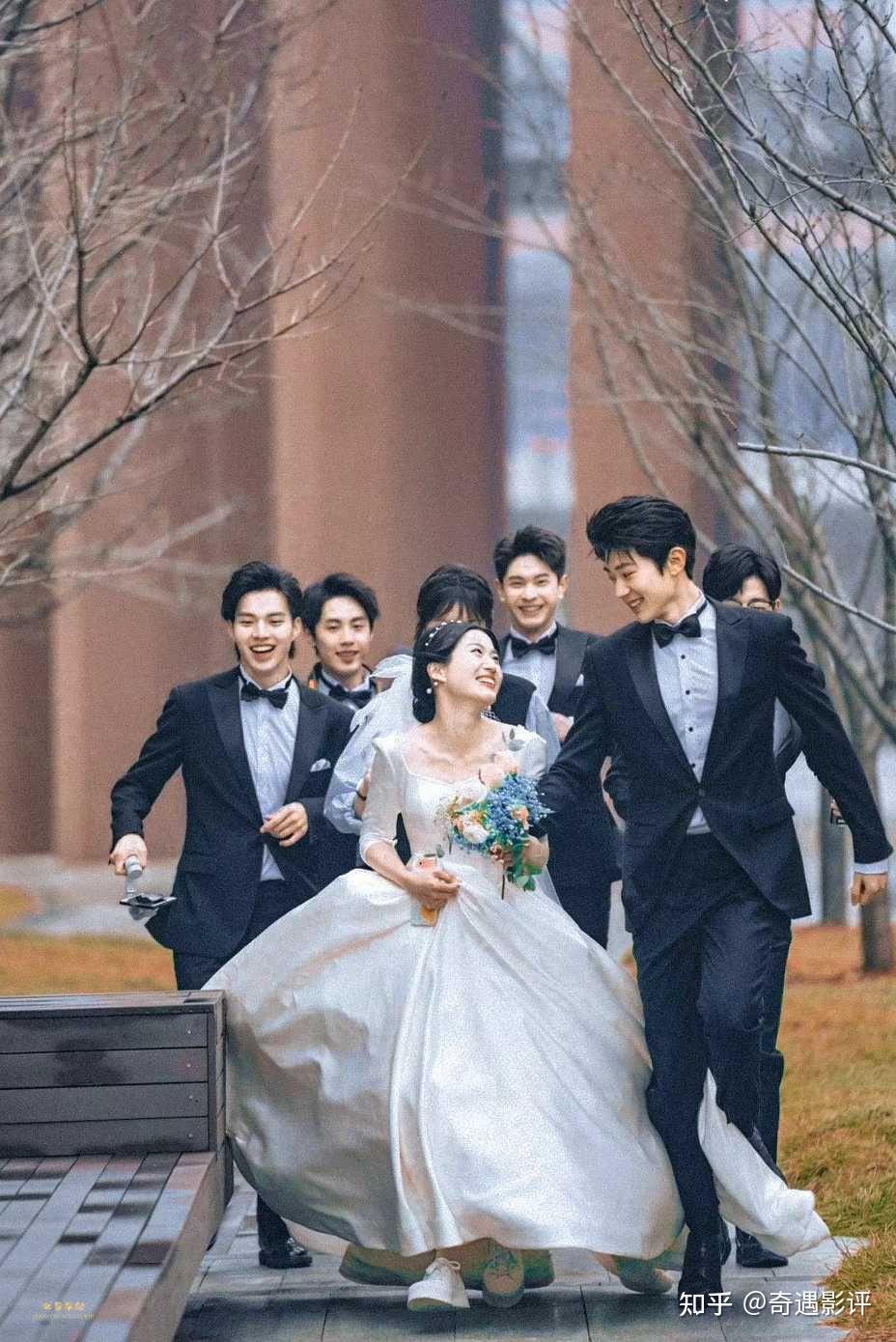 时光与他:从校服到婚纱，低开高走校园剧，男女主颜值出圈！ - 知乎