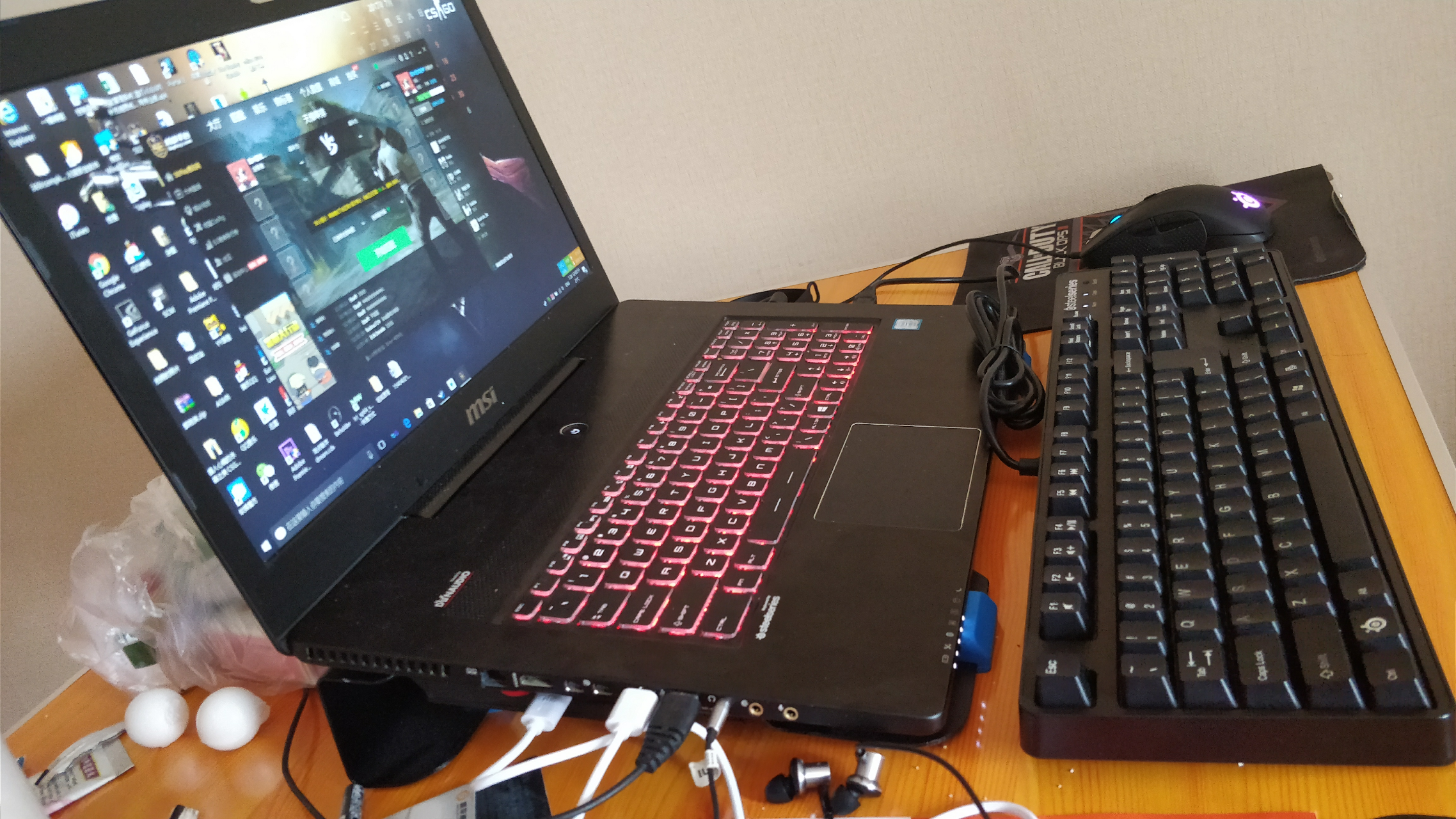 请问960m显卡玩csgo为特效全低只有不到100帧