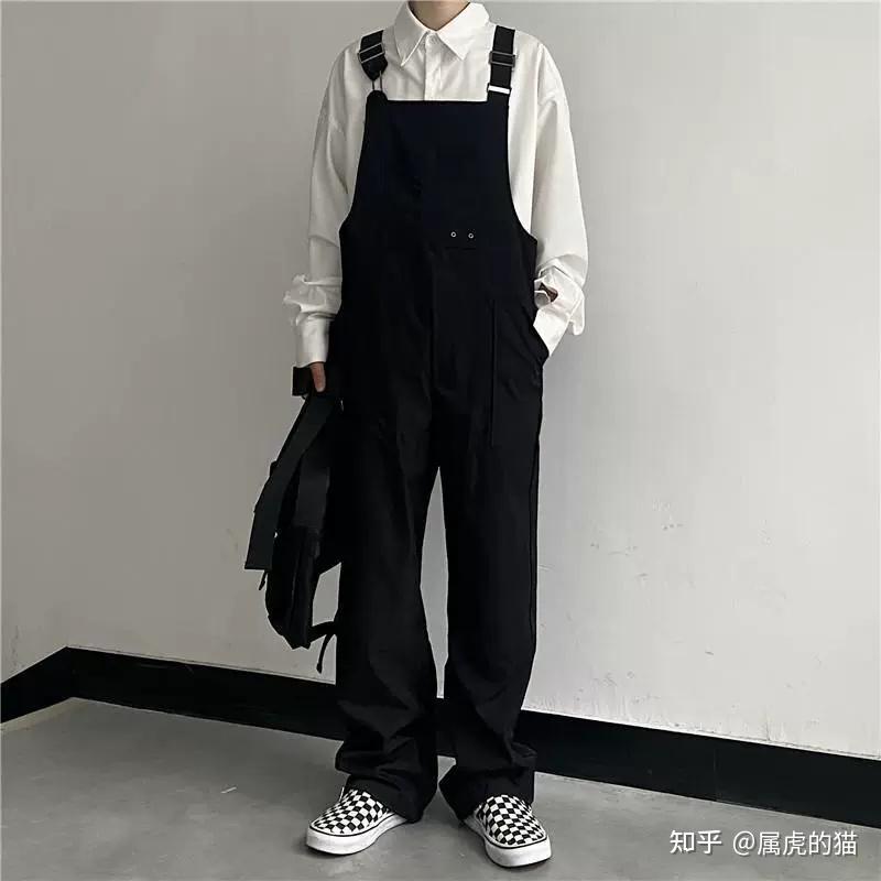 男生穿背带裤该怎么搭配衣服？ - 知乎