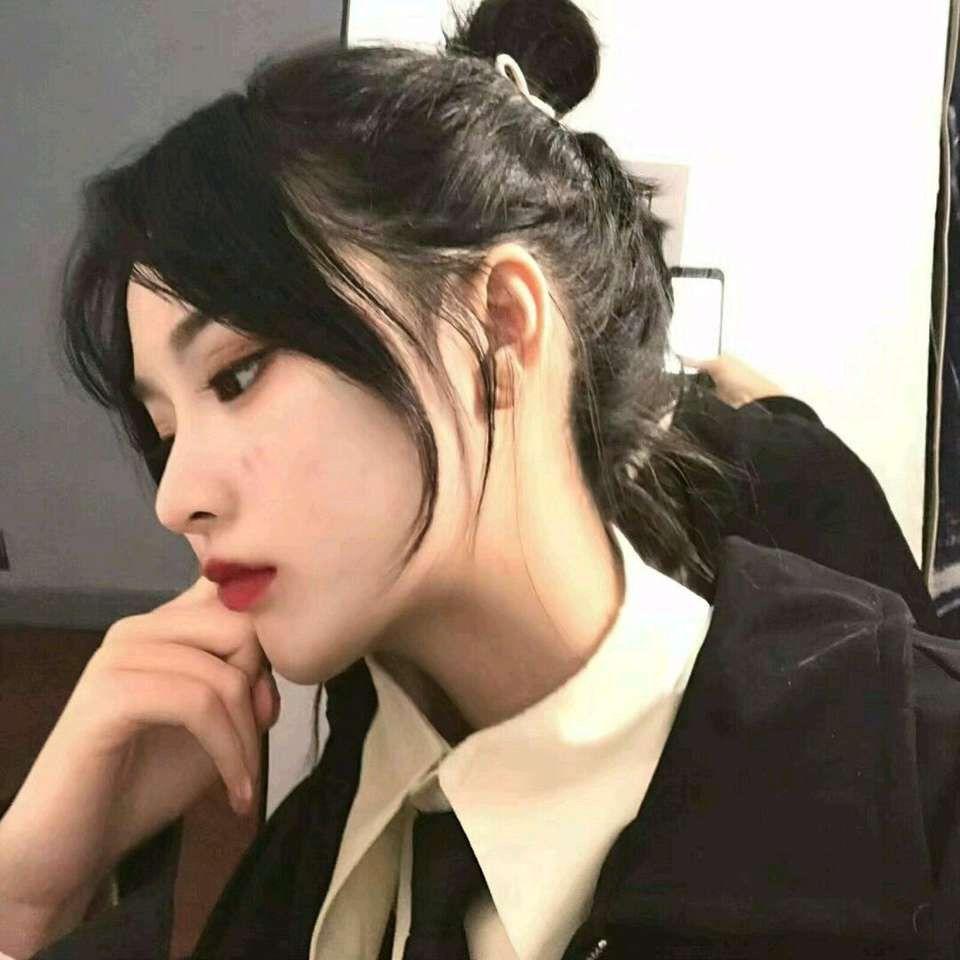 有哪些好看又不俗的头像?