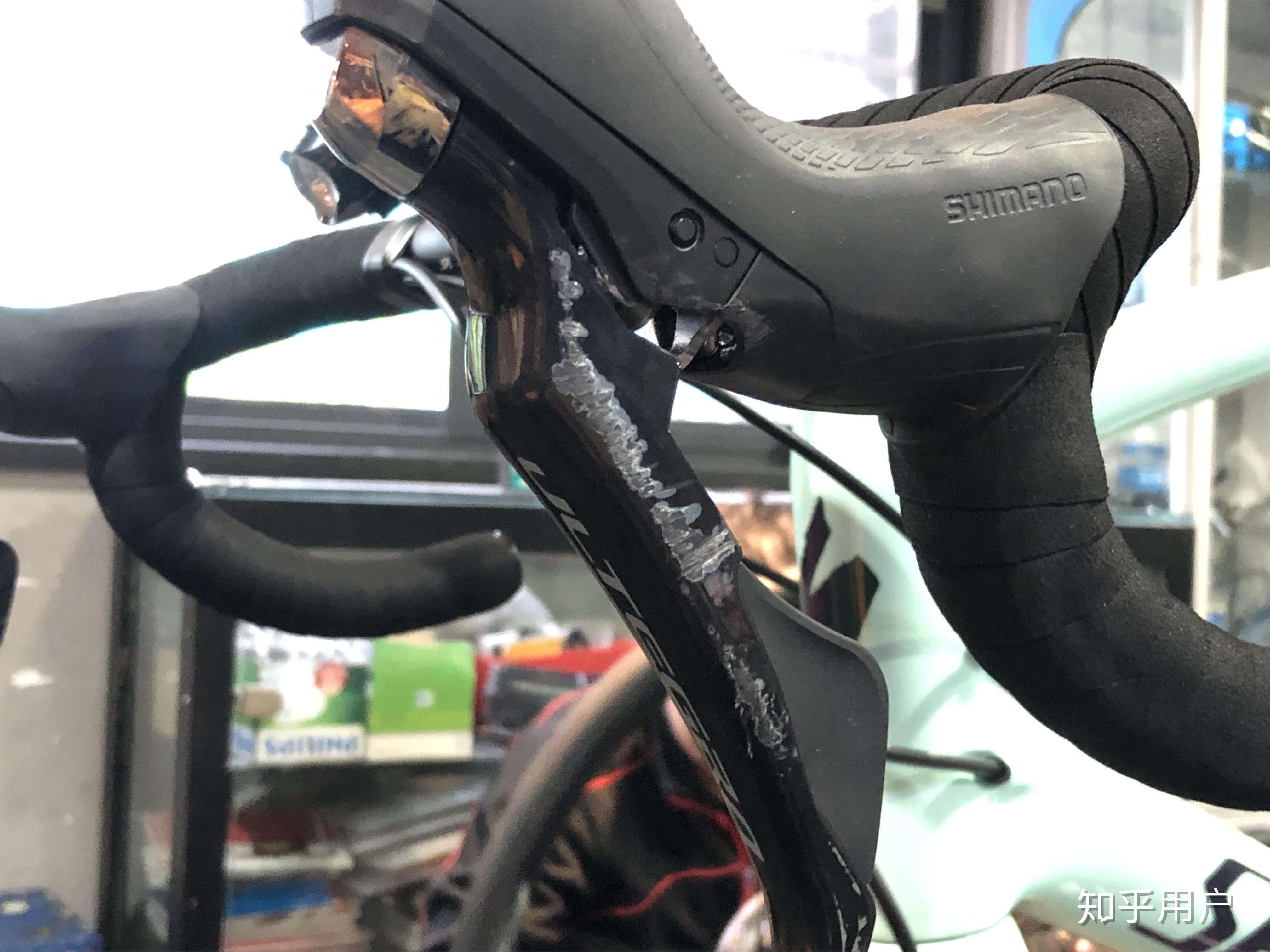 ​ 写回答 登录/注册 公路车 公路自行车的手变和变速器被刮了,昆明