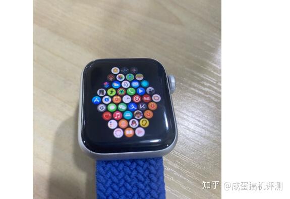 apple watch se 和5代選哪個? - 知乎