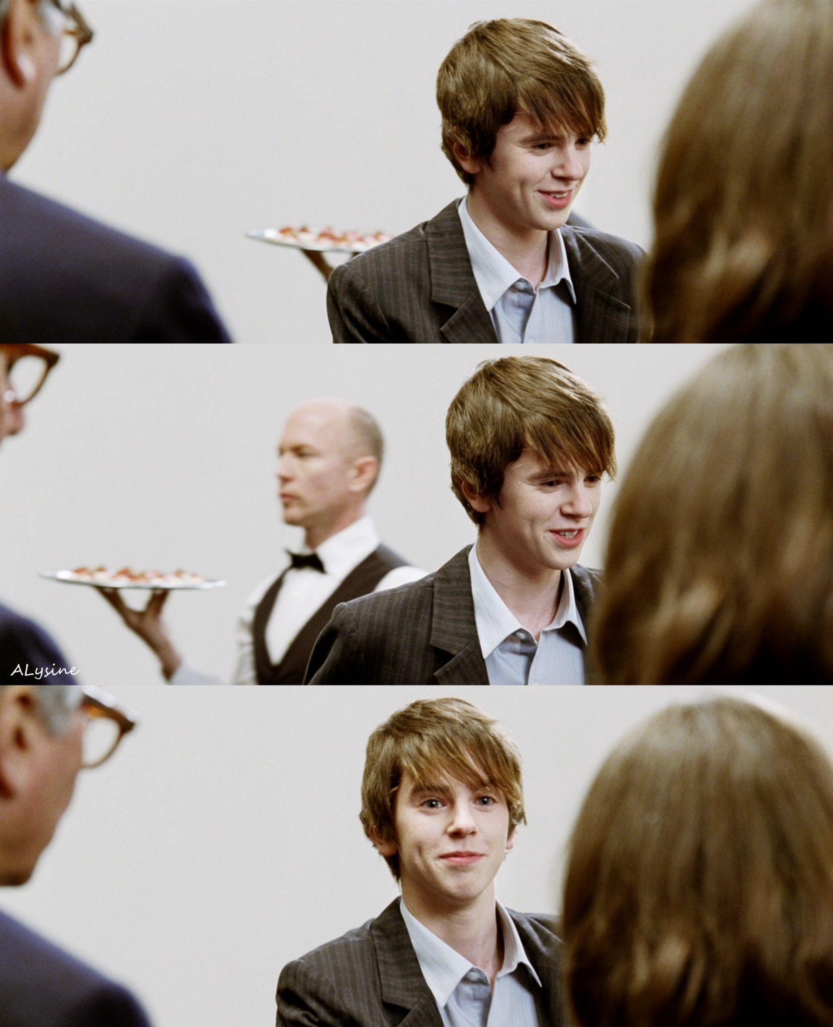 有没有弗莱迪·海默小天使笑颜的照片咧? - 知乎