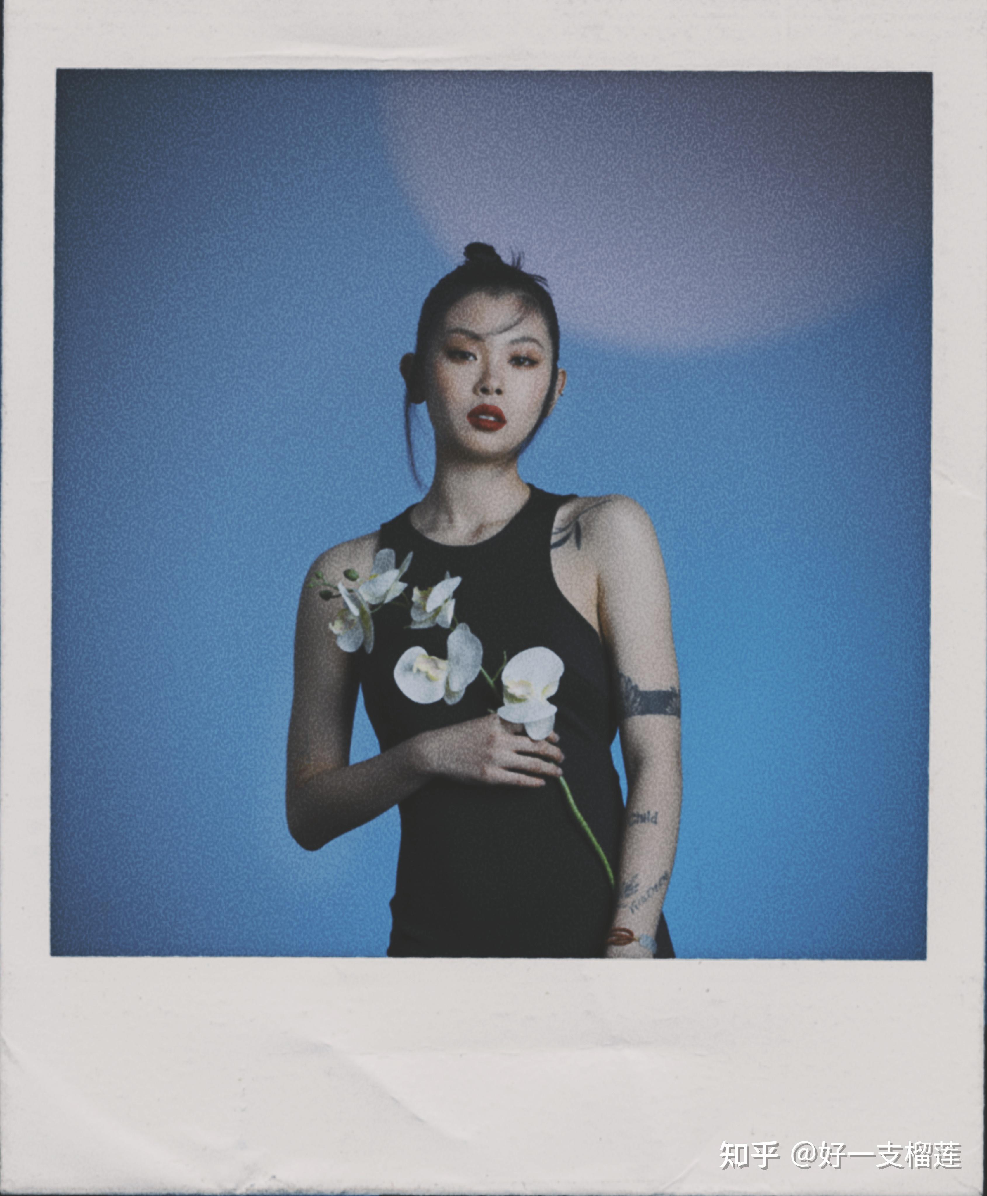 如何评价《海底》原唱一支榴莲在《明日创作计划》初舞台的表现?