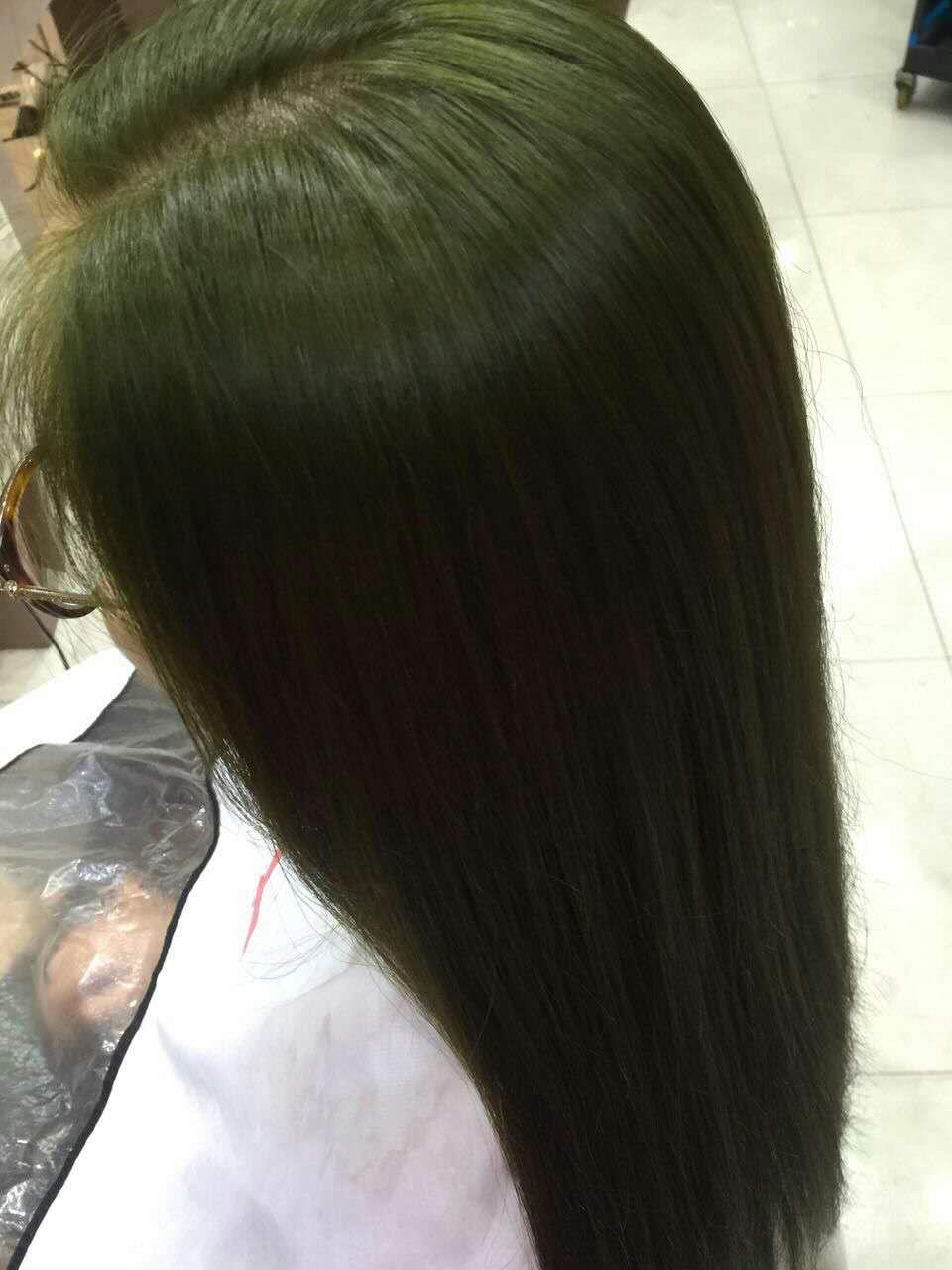 染暗灰色头发难吗