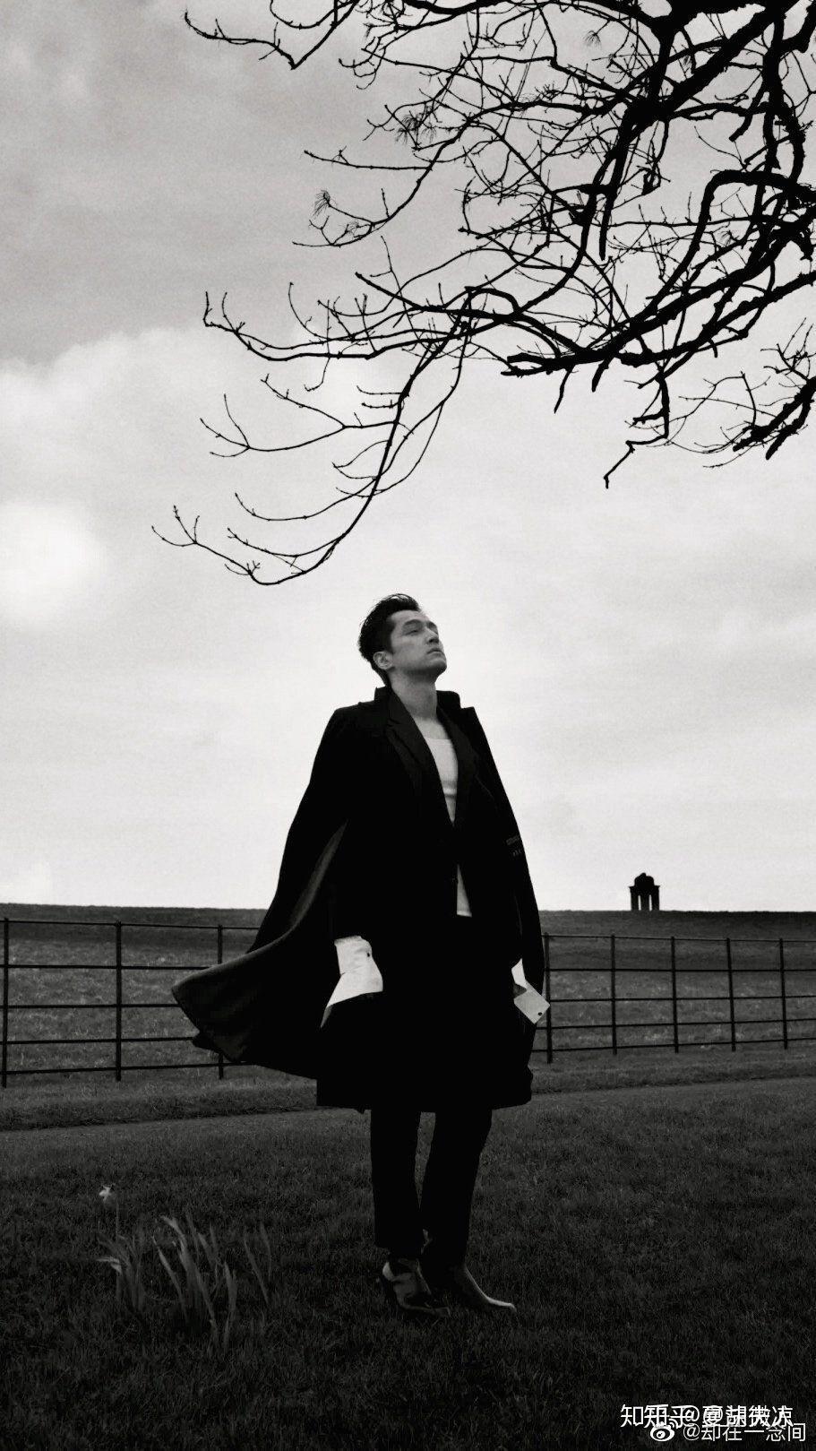 胡歌高新壁纸黑白系列,可以分享一二吗? - 知乎