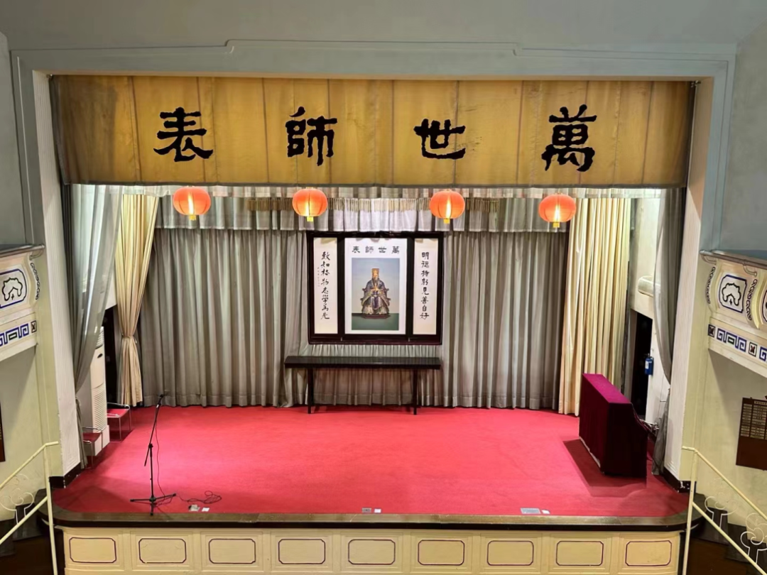 01.香港孔圣堂中学