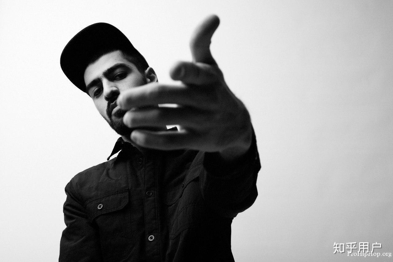 有人有俄罗斯歌手miyagi的照片嘛感觉一直不能有很多他的资料谢谢您们