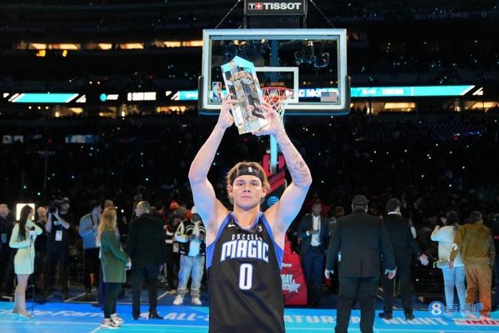 如何评价麦克朗获得2024年NBA全明星灌篮大赛冠军,成功卫冕? - 知乎