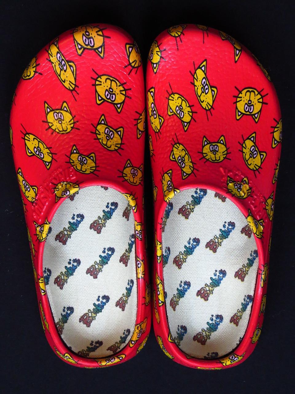 3. 墙面污渍处理