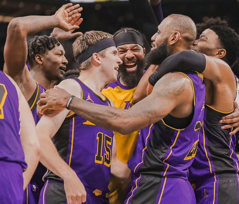 24-25赛季NBA常规赛湖人 120:119 步行者,詹姆斯最后时刻补篮绝杀,如何评价这场比赛? - 知乎