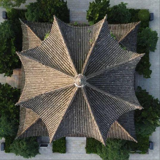 请问攒尖顶起源于什么时候