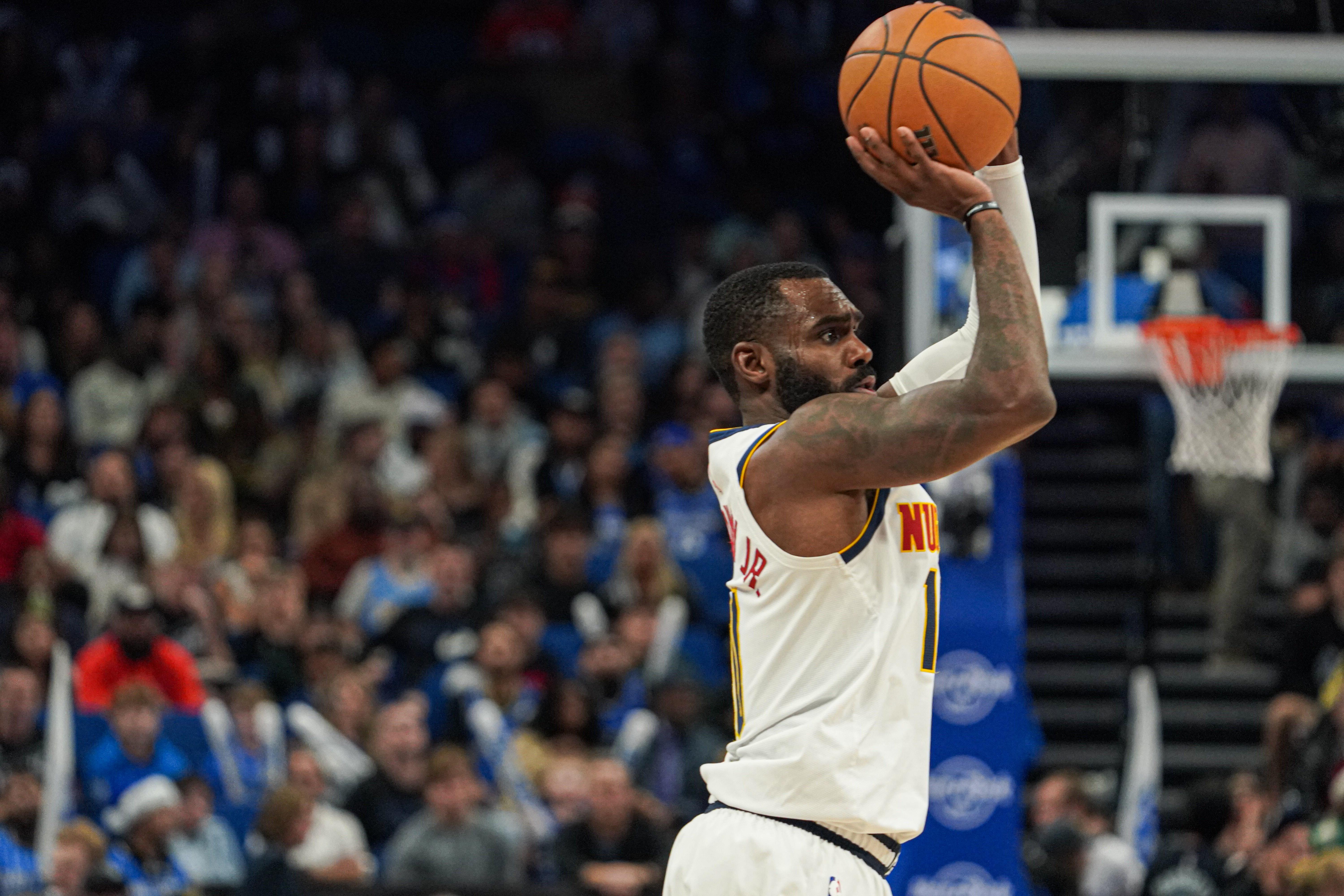 沃特森35+8主宰赛场！掘金客场107-97胜奇才，对手惨遭8连败