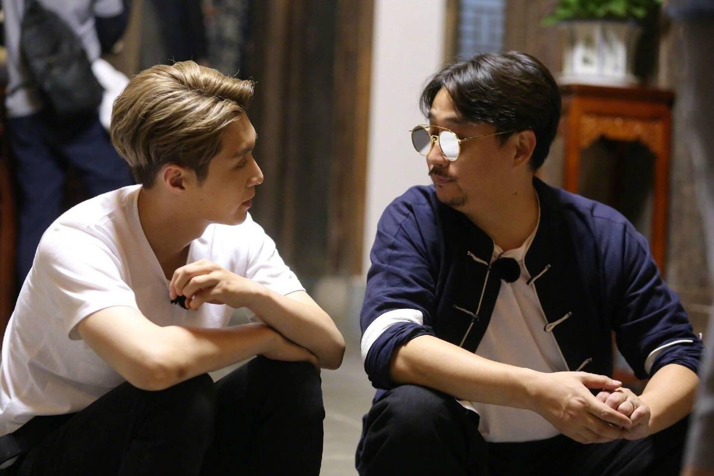 如何看待黄磊与张艺兴的感情?