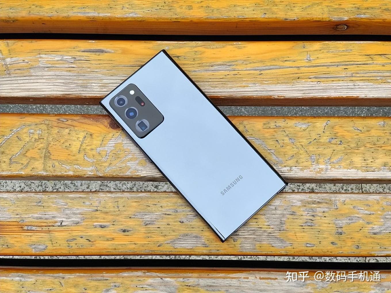 对于三星galaxynote20ultra的真机外观你怎么看