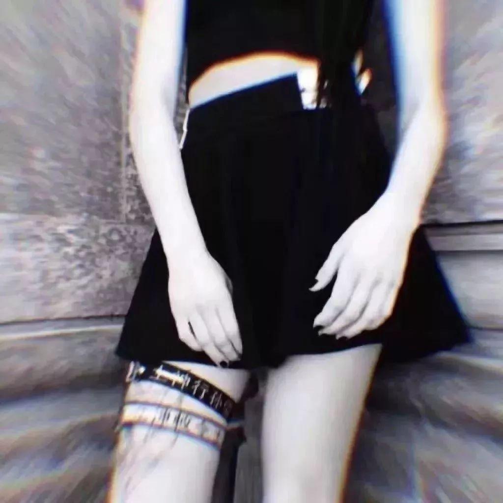 有没有冷淡风的黑色系女生头像? - 知乎