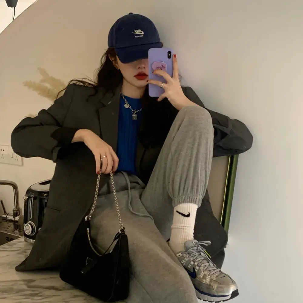 有什么好看又比较低调的女生头像