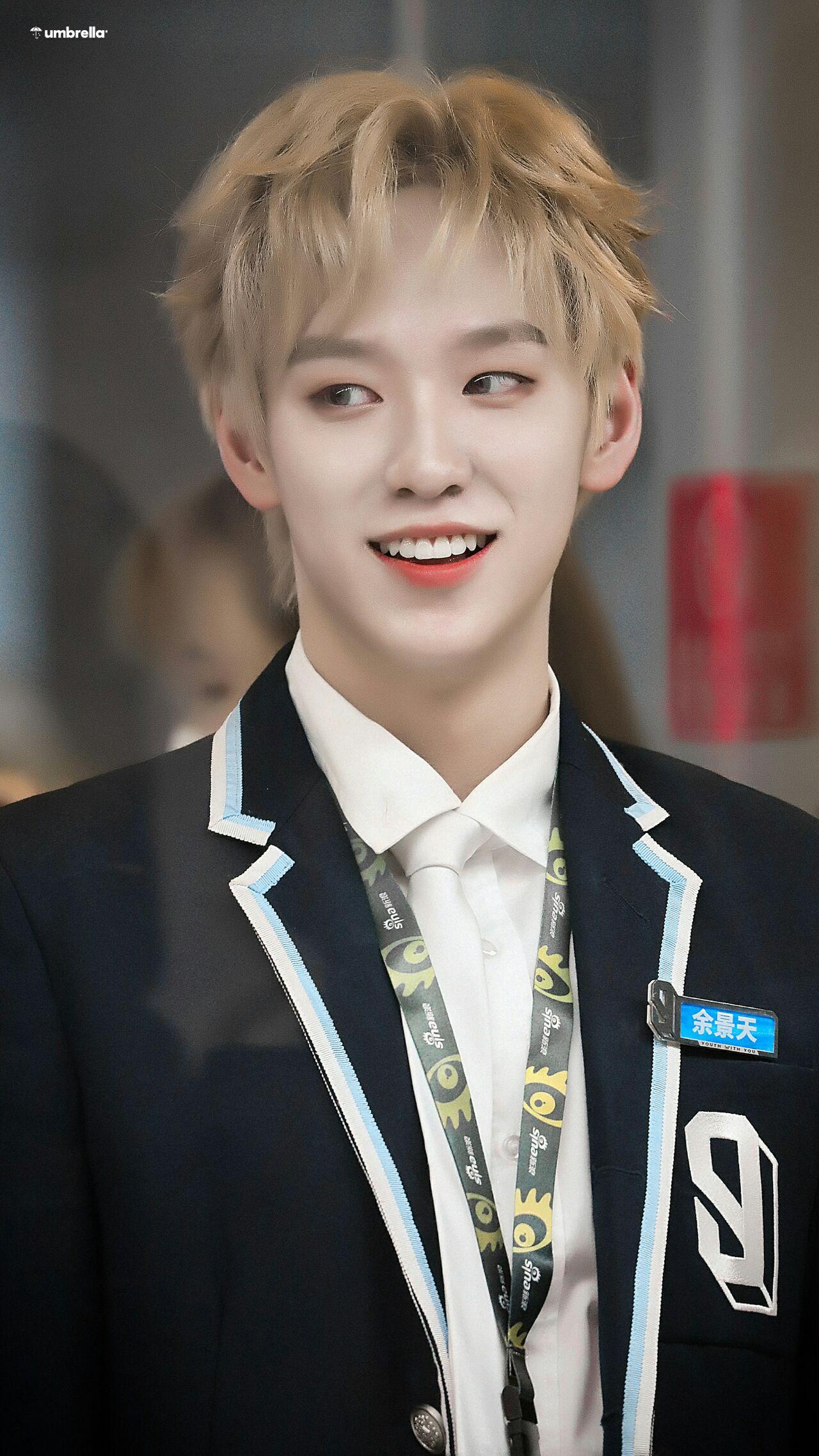 有哪些帅到爆炸的余景天照片图片壁纸