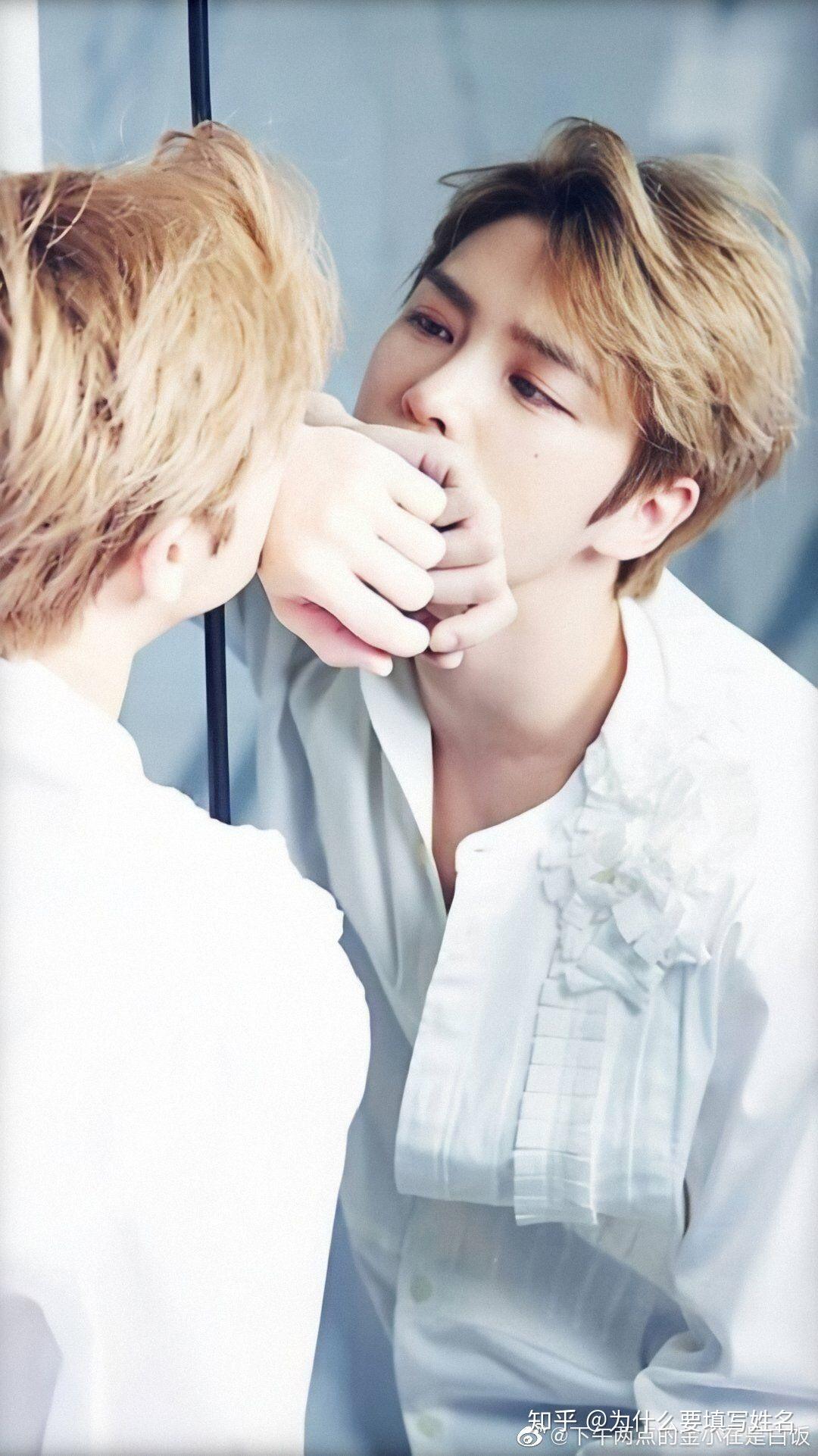 说说大家心里的韩团顶级神颜先说我的吴世勋lisa