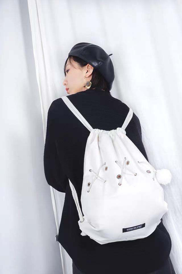 小双肩包女大学生 v2-f41071e620cd865ee461a12e29ad1c15_r.jpg