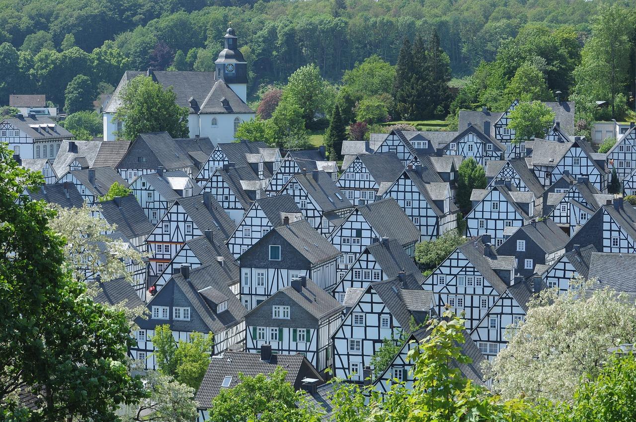 4. 旧改投诉热线