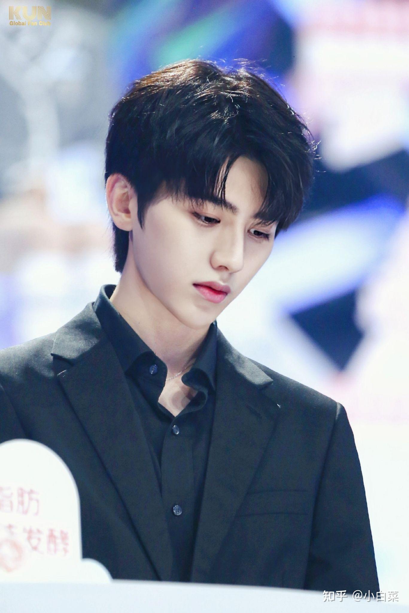 有没有蔡徐坤的神仙图,就是路人见了都要惊叹的那一种? - 知乎