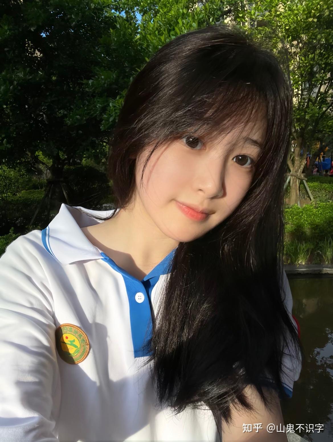 你见过的最漂亮的初中生能有多漂亮? - 知乎