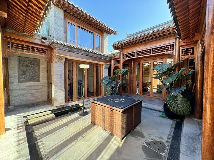 赏析(10)北京安定门内原木色四合院