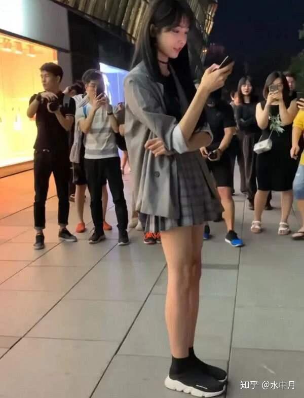 为什么女装大佬艾比没有腿毛