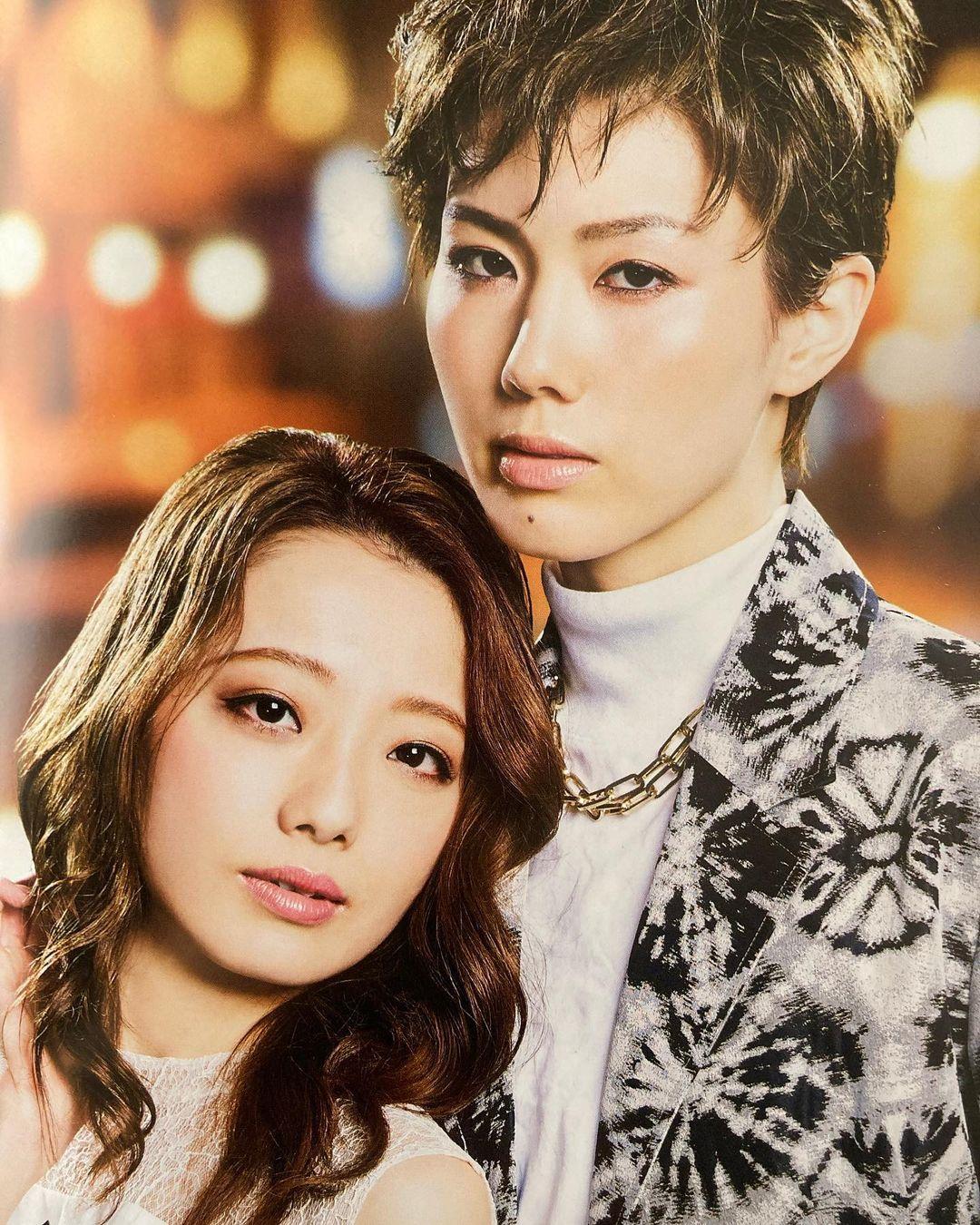 如何看待海两边观众在宝冢娘役审美角度上的巨大差异