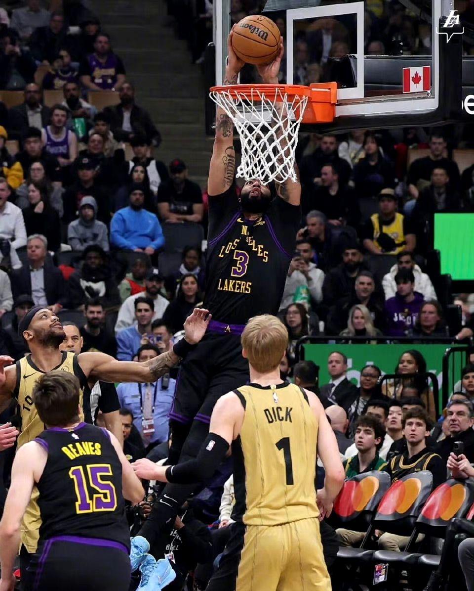 23-24 赛季 nba湖人 128:111 猛龙,如何评价这场比赛?